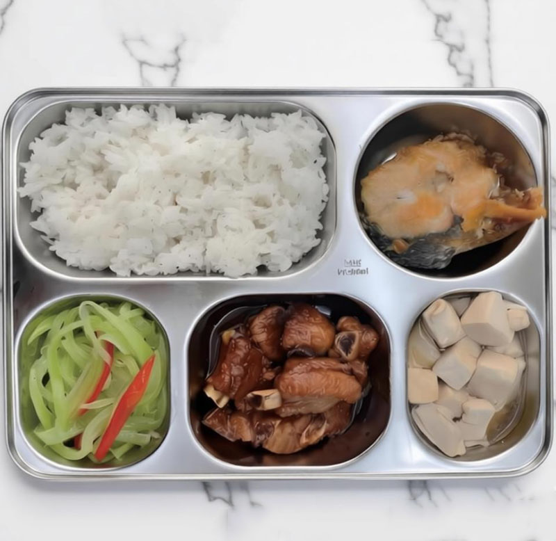 员工餐